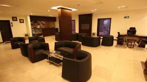 Stars Home Suites Hotel - Image 3