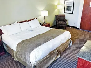 Radisson Hotel Bismarck - Image 2