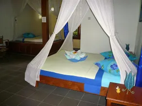 Sananda Bungalow - Image 4