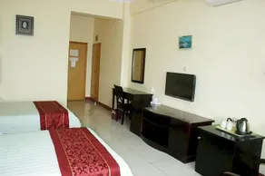 Emerging Seaview Hotel - Image 4