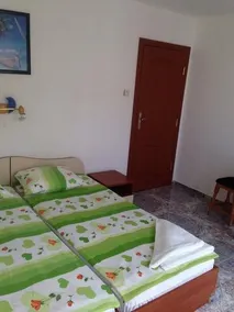 Kozarov Guest House - Image 4