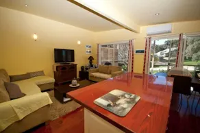 Metung Cottage - Image 2