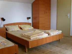Sotirovi Guest Rooms - Image 4