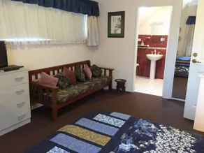 Aarn House B&B Airport Accommodation - Image 4