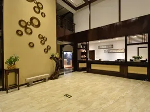 Jiupin Lianzhuang Boutique Themed Hostel - Image 4
