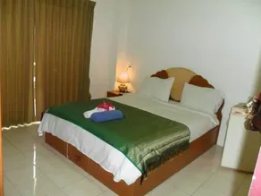 Malee Bar Apartment - Image 5
