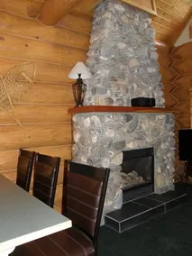 Yoho Chalet - Image 2