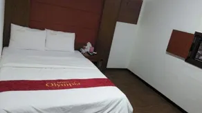 Olympia Hotel - Image 3