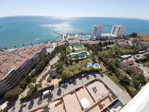 Del Parque Flats Skyline - Image 1
