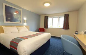 Travelodge Ashton Under Lyne - Image 2