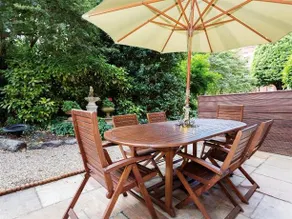 Veeve  4 Bed Kensington House On Kensington Church Street - Image 3