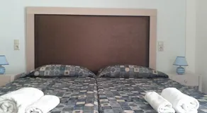 4S Beach Superior Apartments - Image 3
