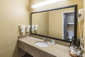 Corsicana Inn - Image 1