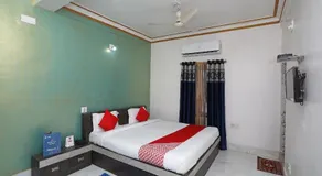 OYO 18686 Aradhya Residency - Image 5