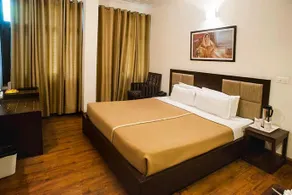 Hotel The Majestic - Image 2