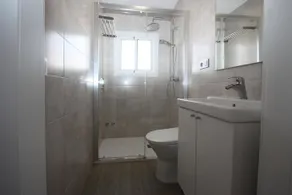 Apartamento de Playa Reformado - Image 2