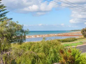 Dunsborough Holiday Homes - 146 Geographe Bay Road - Image 5