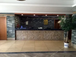 MOVIE AND TELEVISION CITY HOTEL - Image 5