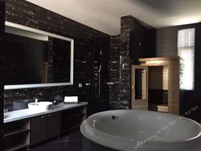 Taiwan Garden Hotel - Image 3