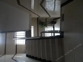 Yijia Express Hotel - Image 3