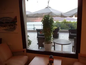 Trizonia Beach Hotel - Image 3