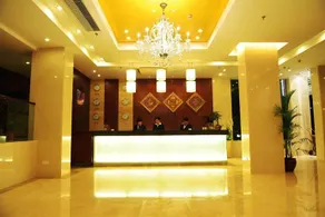Jingyue King Ray Hotel Zhangjiajie - Image 4
