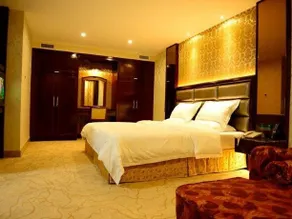 Garden Hotel - Image 5