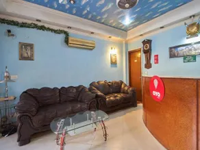 Oyo Premium Dlf One - Image 4