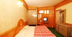 Perfect Family Stay next to Nainital Lake - Image 4