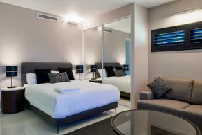 Good Life Suites Sydney - Image 3