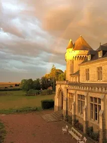 Les Amis Du Chateau De Villers-Chatel - Image 2