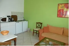 Molyvos Queen Apartments - Image 3