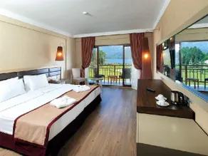 Marmaris Resort Deluxe Hotel - Image 3