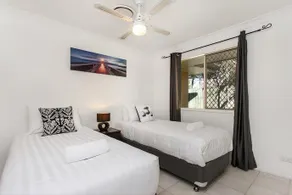 JazzLee Beach Retreat - Image 5