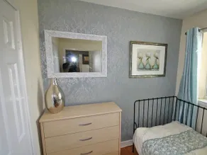 Boswell - Balcony Apartment - Image 4