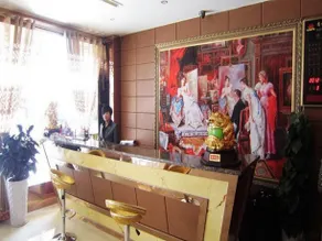 Friend Sunshine Hotel - Image 3