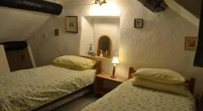 Pat's Cottage - Image 2