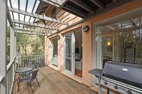 Villa Shiraz Located Within Cypress Lakes - Image 2