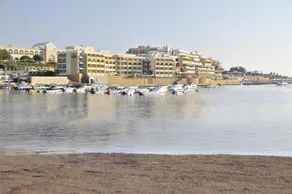 Marina Hotel Corinthia Beach Resort - Image 2