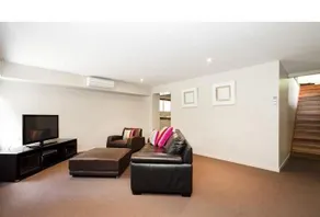 12 Mitti Street - Image 4