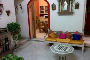 Delhi Bed and Breakfast - Image 3