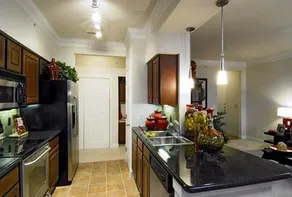 Quarry Hills Apartments - Image 3