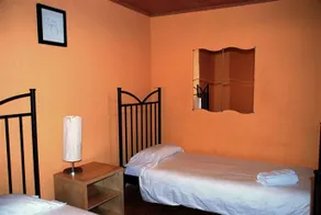 Apartment Banys Nous - Image 2