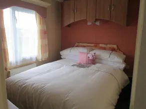 LOCHSIDE CARAVAN - Image 4