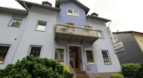 Ricarda - Image 2