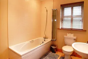 Carragh Lake House - Image 5