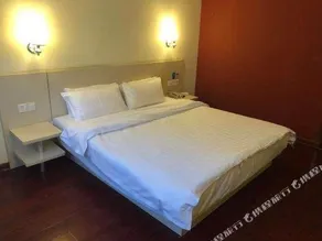 Qufu Kongfu Hotel - Image 3