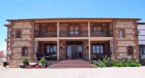 Hostal Restaurante San Isidro - Image 5