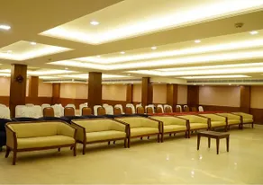 Hotel Chandigarh Beckons - Image 3