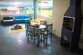Meu Lugar na Praia Pitangueiras - Image 2